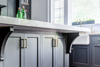 Example of a country kitchen design in Chicago
