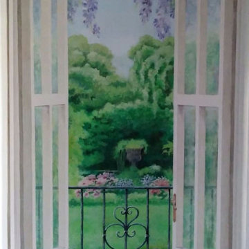 trompe-l'oeil: portafinestra su giardino