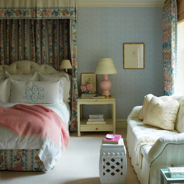 Delicate Bedroom Style