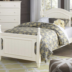 HOMELEGANCE B1799T-1 COTTAGE STYLE WHITE WOOD KIDS TWIN PLATFORM BED - Kids Beds