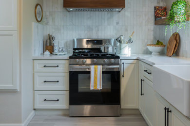 Kitchen photo in Sacramento