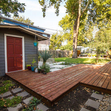 Rustic Crestview Backyard Retreat
