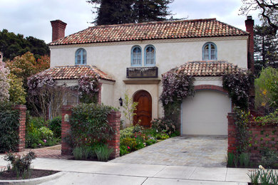 Example of a tuscan exterior home design in San Francisco