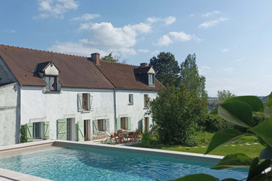 Aménagement d'une piscine campagne.