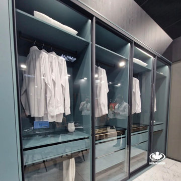 Walk in Closets
