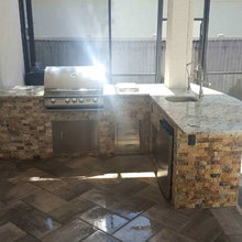 Outdoor Kitchen
