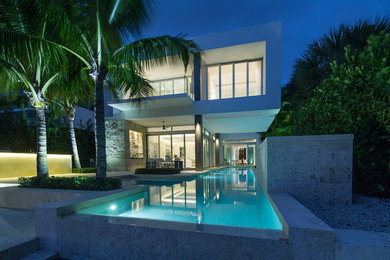 Example of a trendy pool design in Miami