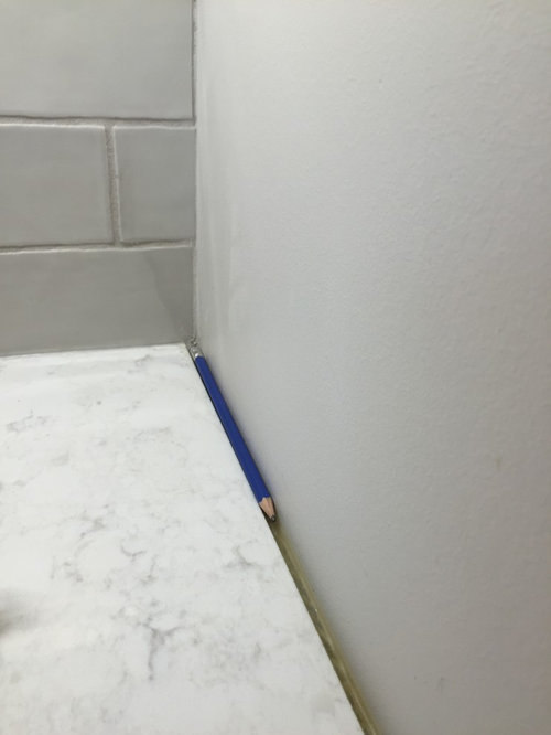 Gap between wall and Quartz