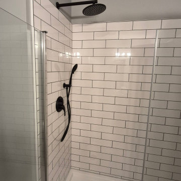 Maplecrest Place Walk-In Shower Enlargement – Regina, SK