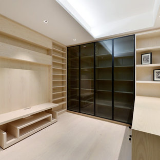 This is an example of a contemporary home cinema in Hong Kong.