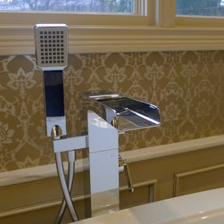 Stunning Master Bathroom - Bathroom Accessories