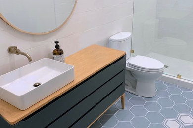 Bathroom - contemporary bathroom idea in Portland