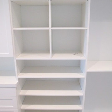 Large His & Hers Walk-in
