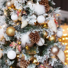 Holiday Decoration's