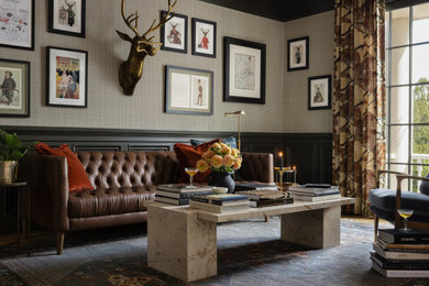 Example of a classic living room design in Nashville