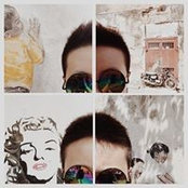 Empty Neo's photo