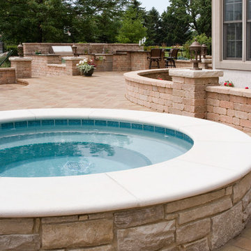 Wadsworth, IL Swimming Pool and Hot Tub
