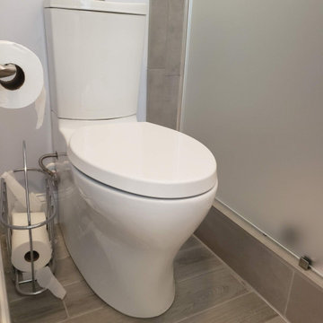 Maynard Contemporary Master Bathroom