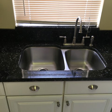 Green Butterfly Granite Countertops