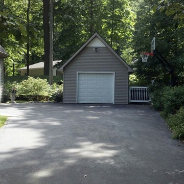Amy A's Pro Dunk Silver Basketball System on a 15x15 in Fontana, WI