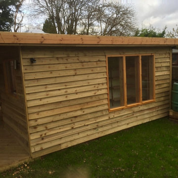 This garden room studio was music to this professional musician's ears!