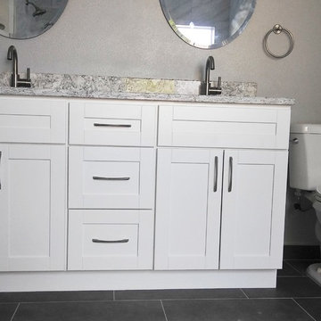 MASTER.BATHROOM