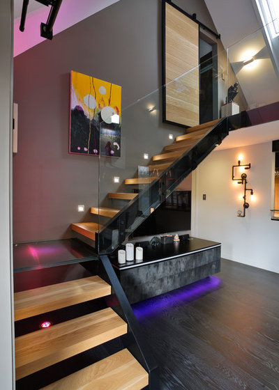 Industrial Staircase by Broswick Builders Ltd