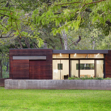 Lake Austin Cabin
