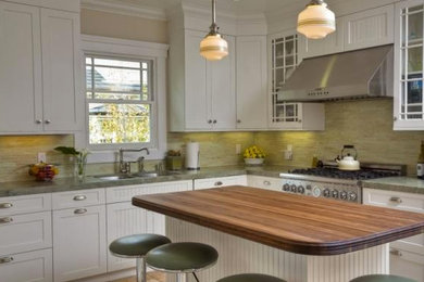 Kitchen - kitchen idea in San Francisco