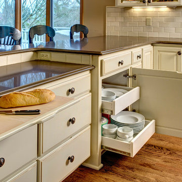 Get Rid of Yellow Oak - 1994 Home Receives a Face Lift & More