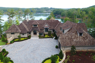 Example of an exterior home design in Atlanta