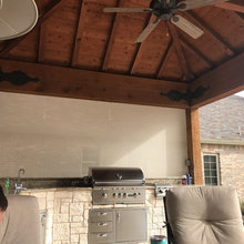 outdoor kitche