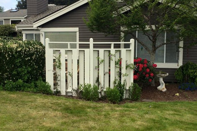 This is an example of a traditional landscaping in Seattle.