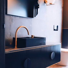 BathroomLH