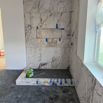 Long Beach - Bathroom