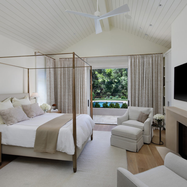 75 Beautiful Bedroom with a Chimney Breast Ideas and Designs January