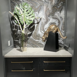 Galleria Office - Decorative Accents