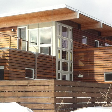 Exterior Photo - Screen Walls