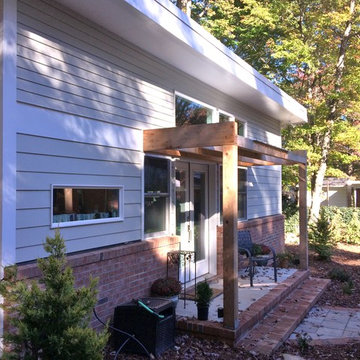 Modern Mother-in-law suite addition