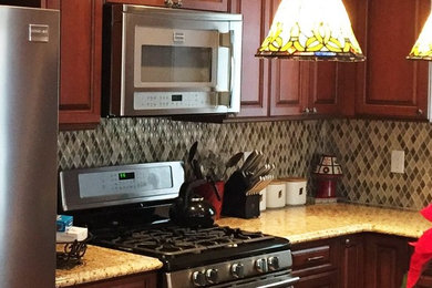 Inspiration for a timeless kitchen remodel in New York