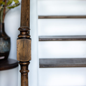 Bringing life to a lifeless staircase.