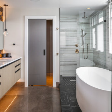 Sleek Penthouse - Ensuite