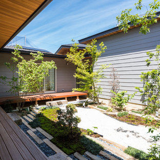 名古屋のカントリー風おしゃれな中庭のテラス (張り出し屋根) の写真