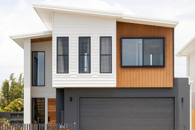 Design ideas for a contemporary home in Sunshine Coast.