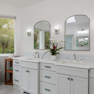 Bold Blue Primary Bath