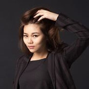 Elvina Lie's photo