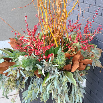 Seasonal Planters - Holidays Ideas from 2021