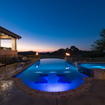 Split level entertaining pool and spa