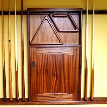 Pool Table Cue Holder