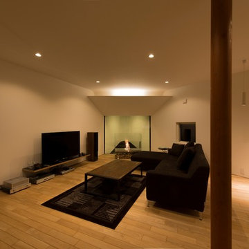 Triangular House by a.a.d.